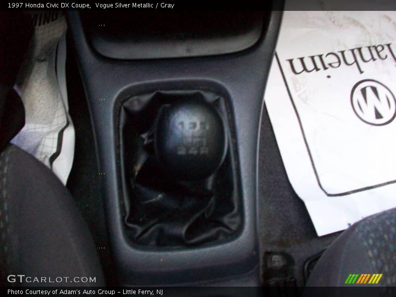 Vogue Silver Metallic / Gray 1997 Honda Civic DX Coupe