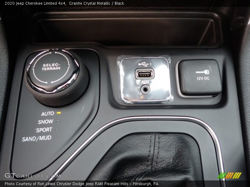 Granite Crystal Metallic / Black 2020 Jeep Cherokee Limited 4x4