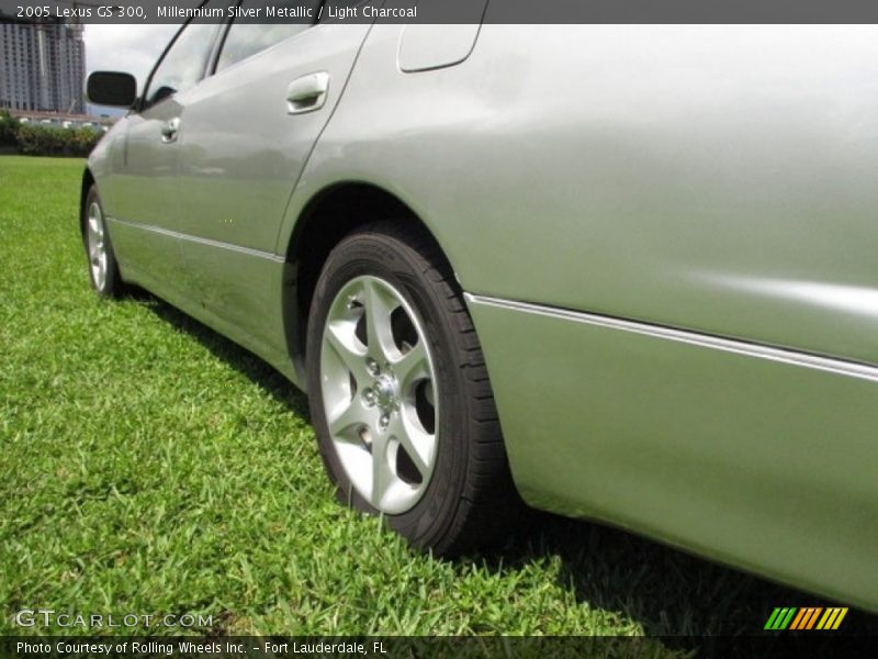 Millennium Silver Metallic / Light Charcoal 2005 Lexus GS 300