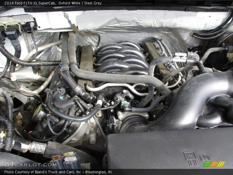 Oxford White / Steel Grey 2014 Ford F150 XL SuperCab