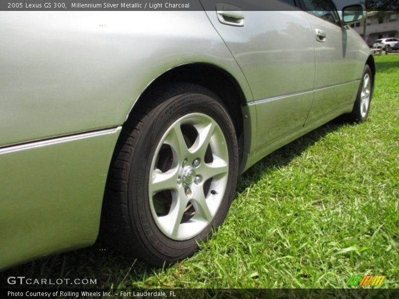 Millennium Silver Metallic / Light Charcoal 2005 Lexus GS 300