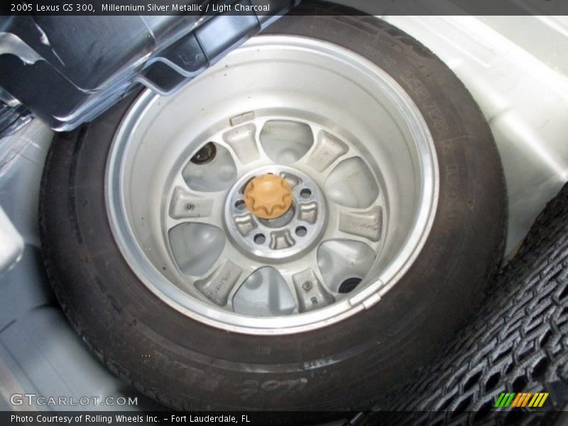 Millennium Silver Metallic / Light Charcoal 2005 Lexus GS 300