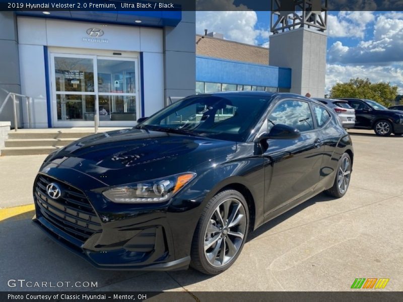 Ultra Black / Black 2019 Hyundai Veloster 2.0 Premium