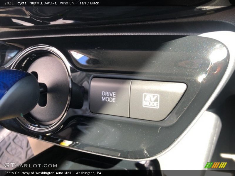 Wind Chill Pearl / Black 2021 Toyota Prius XLE AWD-e