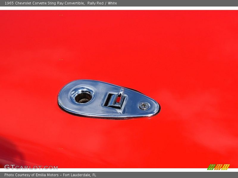 Rally Red / White 1965 Chevrolet Corvette Sting Ray Convertible