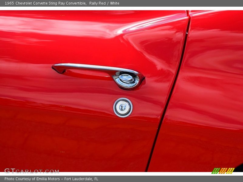 Rally Red / White 1965 Chevrolet Corvette Sting Ray Convertible