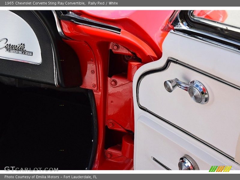 Rally Red / White 1965 Chevrolet Corvette Sting Ray Convertible