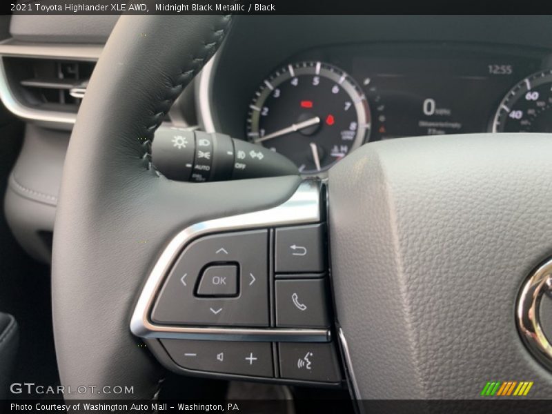 Midnight Black Metallic / Black 2021 Toyota Highlander XLE AWD