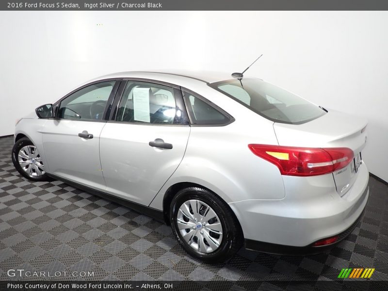 Ingot Silver / Charcoal Black 2016 Ford Focus S Sedan