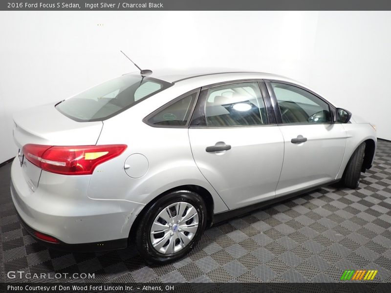 Ingot Silver / Charcoal Black 2016 Ford Focus S Sedan