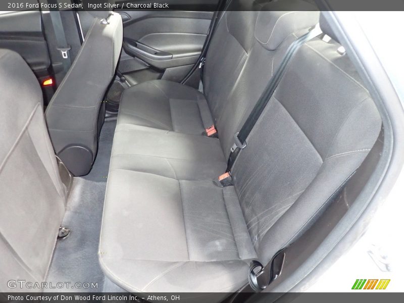 Ingot Silver / Charcoal Black 2016 Ford Focus S Sedan