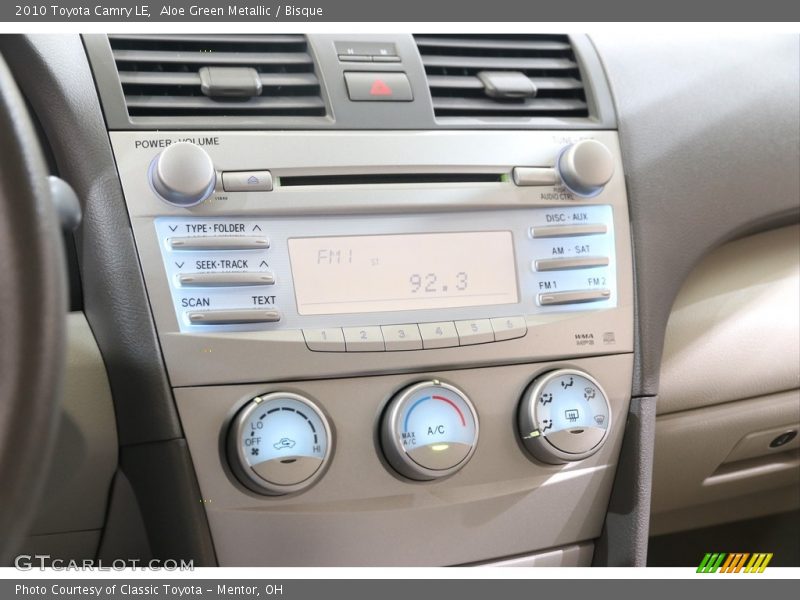 Aloe Green Metallic / Bisque 2010 Toyota Camry LE