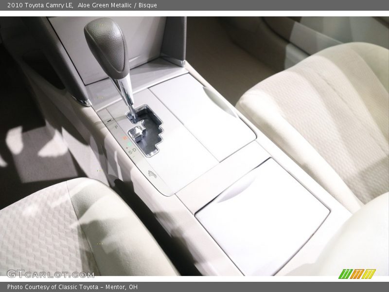 Aloe Green Metallic / Bisque 2010 Toyota Camry LE