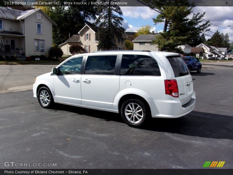 White Knuckle / Black/Light Graystone 2019 Dodge Grand Caravan SXT