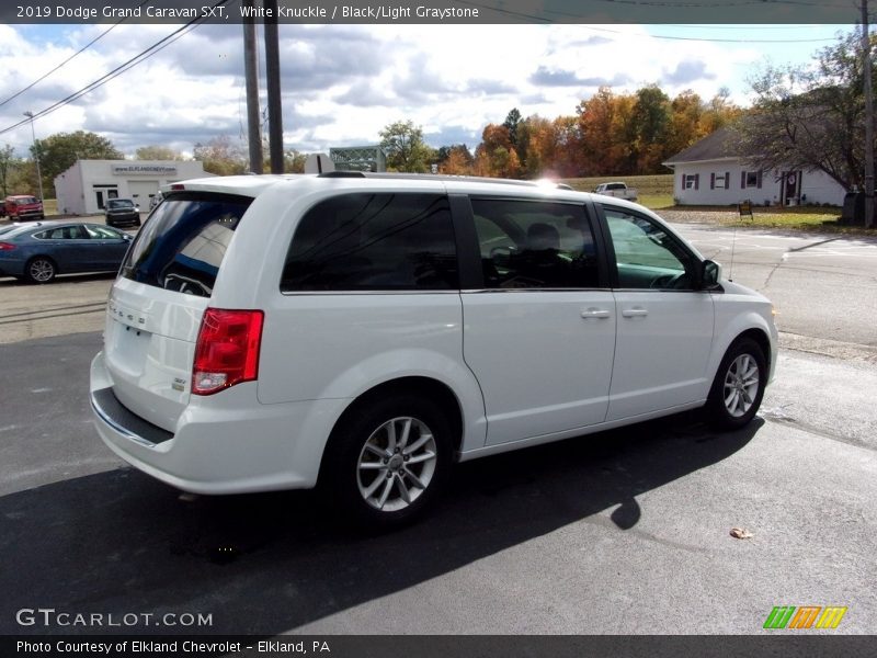 White Knuckle / Black/Light Graystone 2019 Dodge Grand Caravan SXT