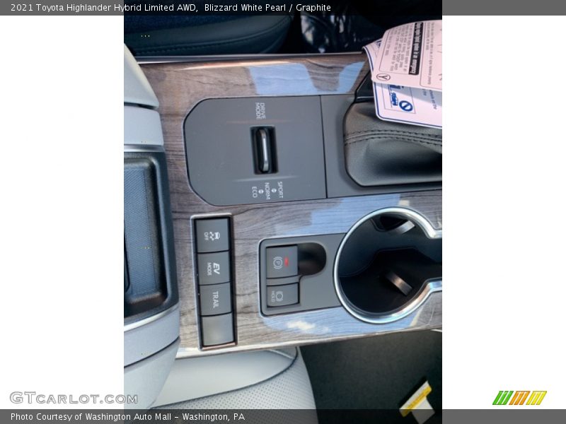 Controls of 2021 Highlander Hybrid Limited AWD