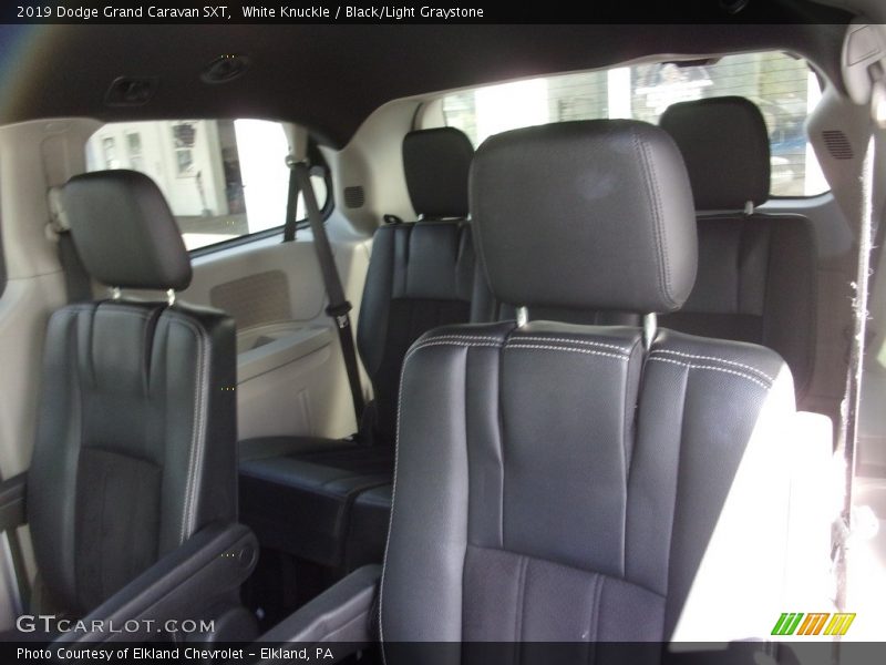 White Knuckle / Black/Light Graystone 2019 Dodge Grand Caravan SXT