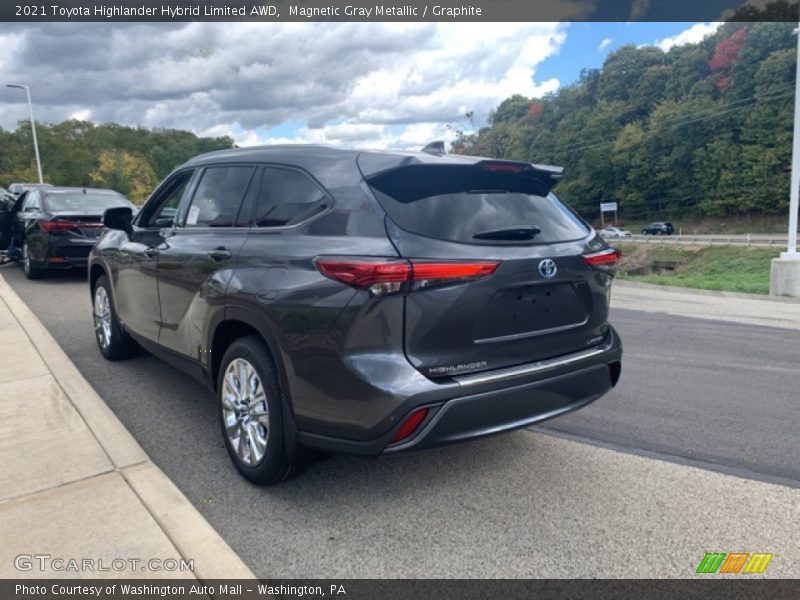 Magnetic Gray Metallic / Graphite 2021 Toyota Highlander Hybrid Limited AWD