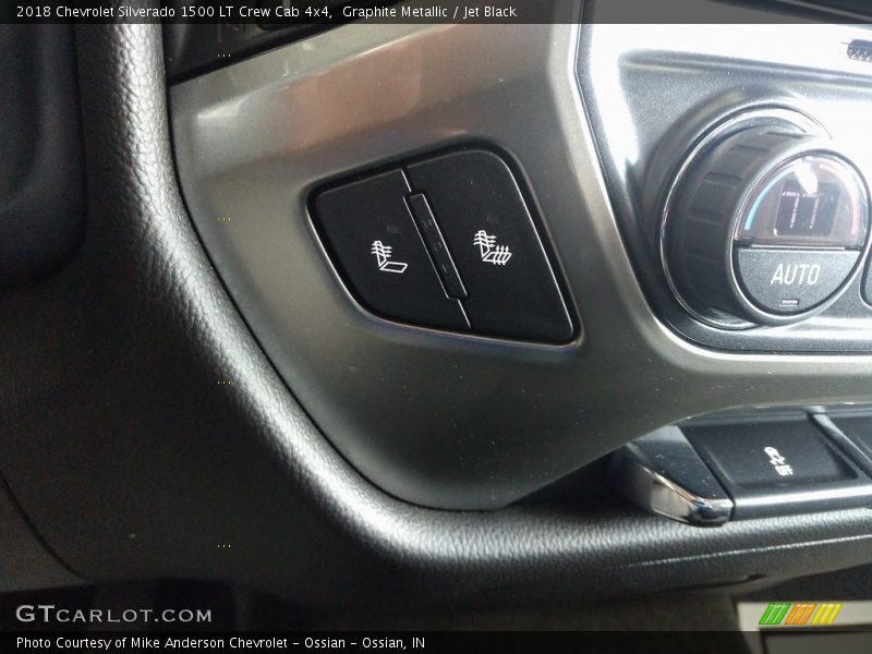 Controls of 2018 Silverado 1500 LT Crew Cab 4x4