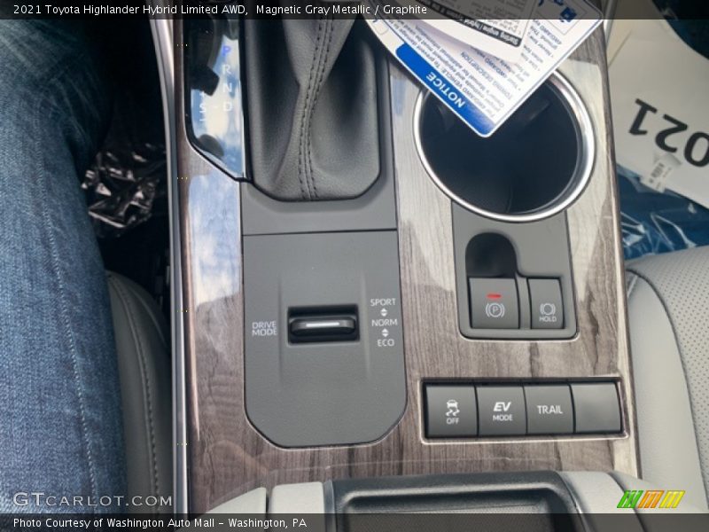 Controls of 2021 Highlander Hybrid Limited AWD