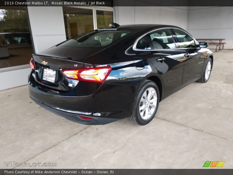 Mosaic Black Metallic / Jet Black 2019 Chevrolet Malibu LT