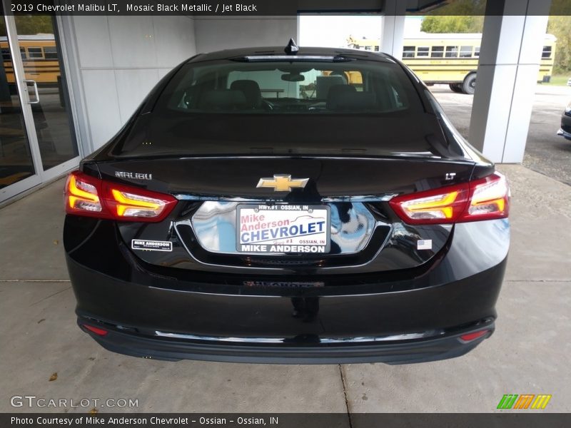 Mosaic Black Metallic / Jet Black 2019 Chevrolet Malibu LT