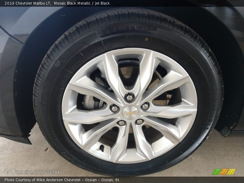 Mosaic Black Metallic / Jet Black 2019 Chevrolet Malibu LT