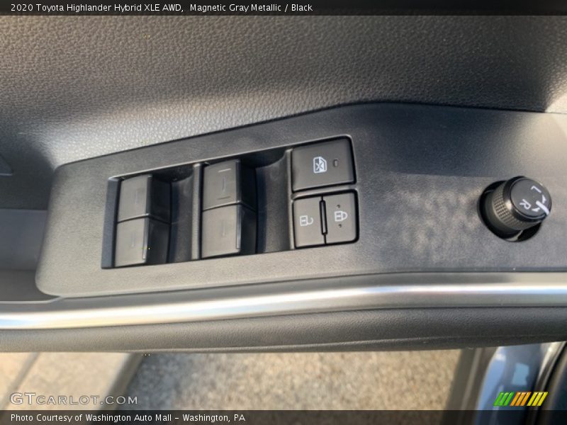 Magnetic Gray Metallic / Black 2020 Toyota Highlander Hybrid XLE AWD