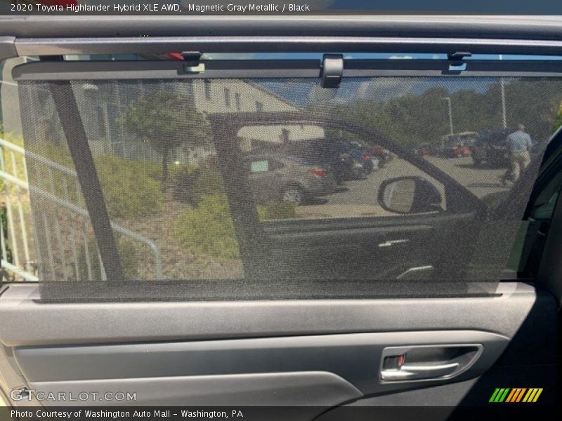 Magnetic Gray Metallic / Black 2020 Toyota Highlander Hybrid XLE AWD