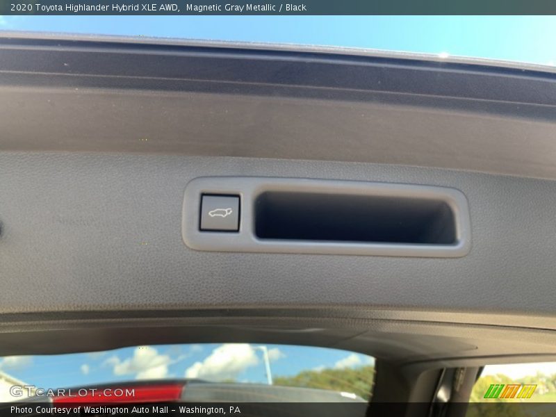 Magnetic Gray Metallic / Black 2020 Toyota Highlander Hybrid XLE AWD