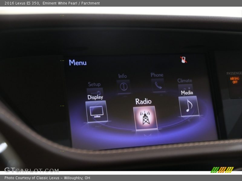 Eminent White Pearl / Parchment 2016 Lexus ES 350