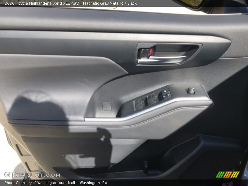 Magnetic Gray Metallic / Black 2020 Toyota Highlander Hybrid XLE AWD