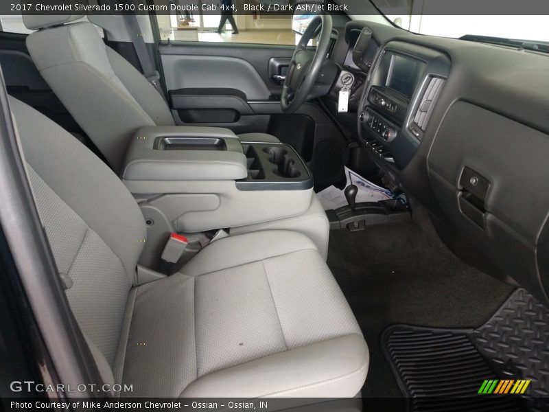 Black / Dark Ash/Jet Black 2017 Chevrolet Silverado 1500 Custom Double Cab 4x4
