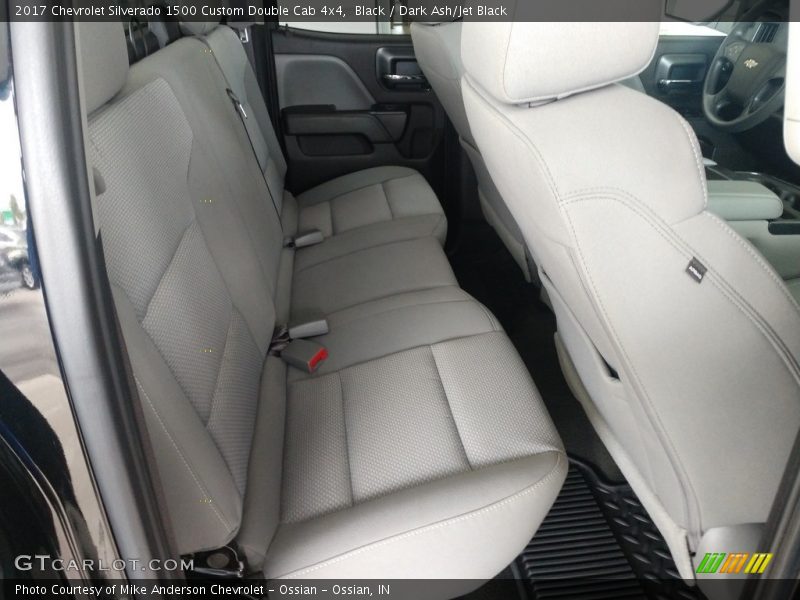 Black / Dark Ash/Jet Black 2017 Chevrolet Silverado 1500 Custom Double Cab 4x4