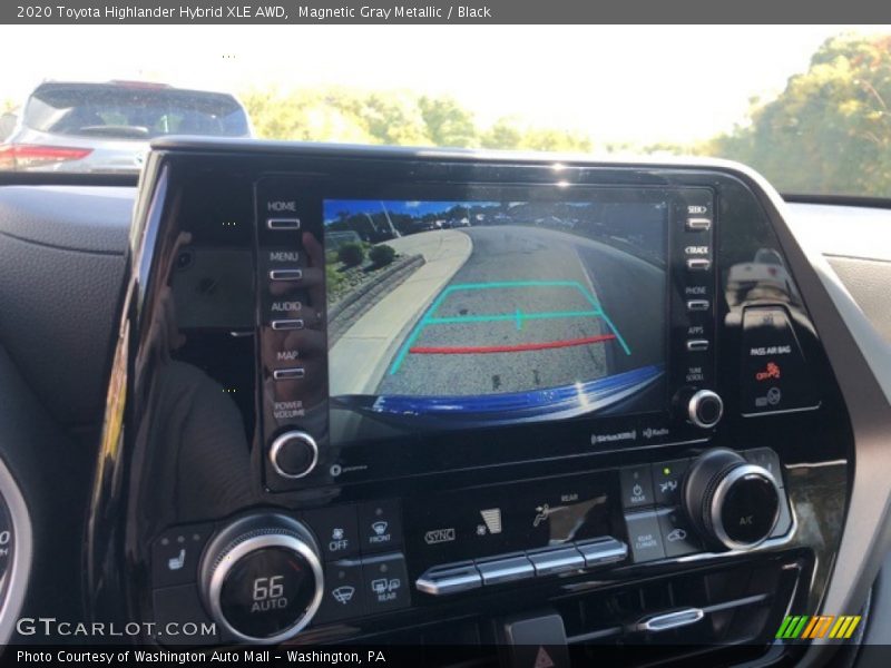 Magnetic Gray Metallic / Black 2020 Toyota Highlander Hybrid XLE AWD