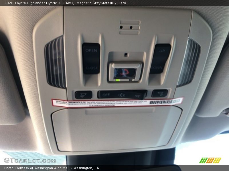 Magnetic Gray Metallic / Black 2020 Toyota Highlander Hybrid XLE AWD