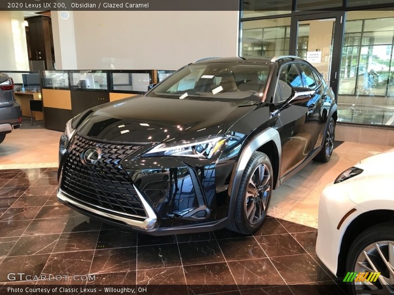 Obsidian / Glazed Caramel 2020 Lexus UX 200