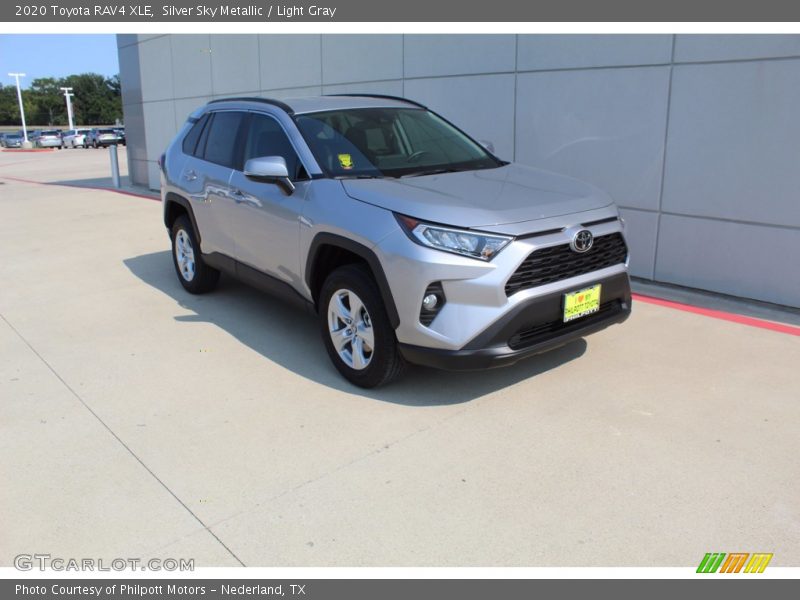 Silver Sky Metallic / Light Gray 2020 Toyota RAV4 XLE