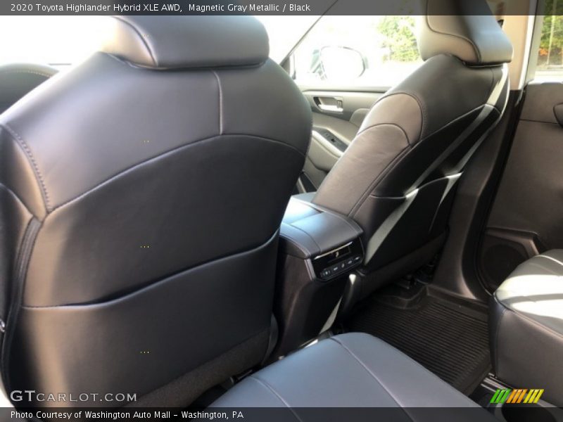 Magnetic Gray Metallic / Black 2020 Toyota Highlander Hybrid XLE AWD