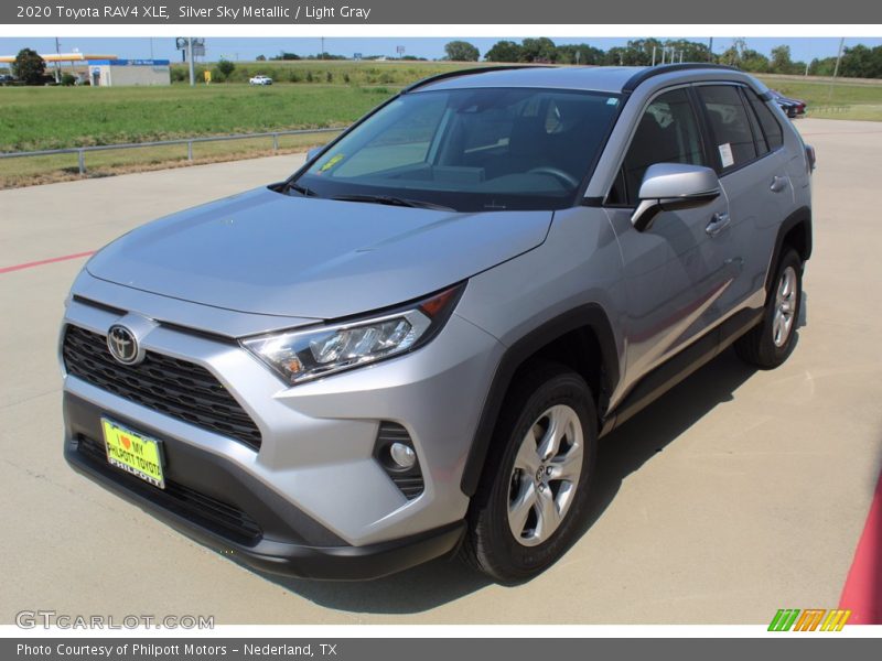 Silver Sky Metallic / Light Gray 2020 Toyota RAV4 XLE