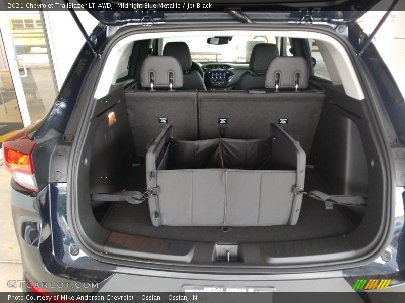  2021 TrailBlazer LT AWD Trunk