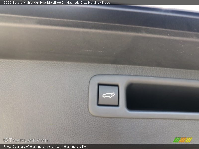 Magnetic Gray Metallic / Black 2020 Toyota Highlander Hybrid XLE AWD