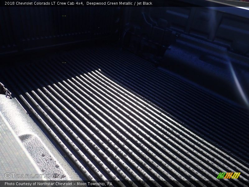 Deepwood Green Metallic / Jet Black 2018 Chevrolet Colorado LT Crew Cab 4x4