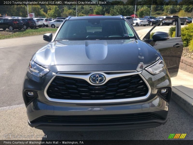 Magnetic Gray Metallic / Black 2020 Toyota Highlander Hybrid XLE AWD