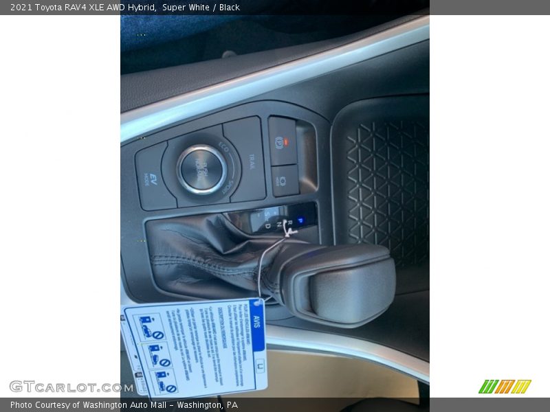 Super White / Black 2021 Toyota RAV4 XLE AWD Hybrid