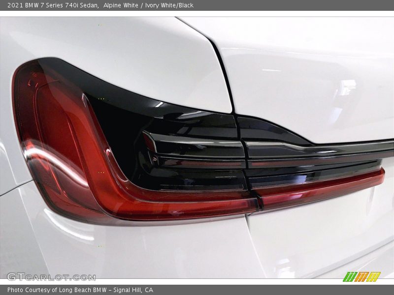 Alpine White / Ivory White/Black 2021 BMW 7 Series 740i Sedan