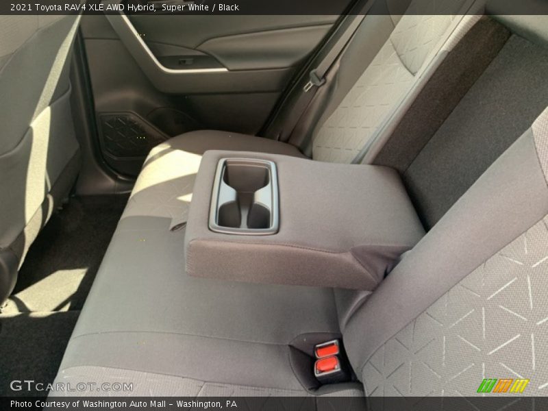 Super White / Black 2021 Toyota RAV4 XLE AWD Hybrid