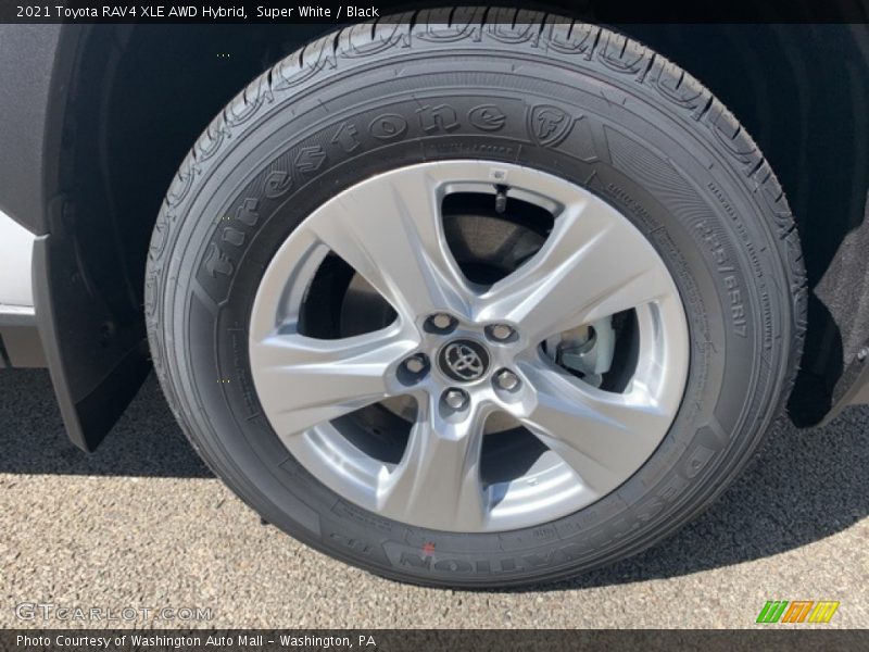Super White / Black 2021 Toyota RAV4 XLE AWD Hybrid