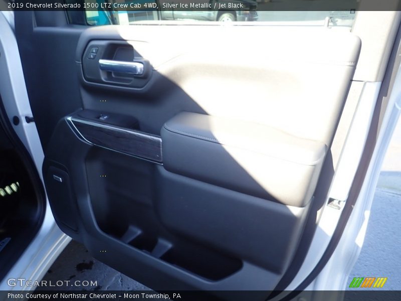 Silver Ice Metallic / Jet Black 2019 Chevrolet Silverado 1500 LTZ Crew Cab 4WD