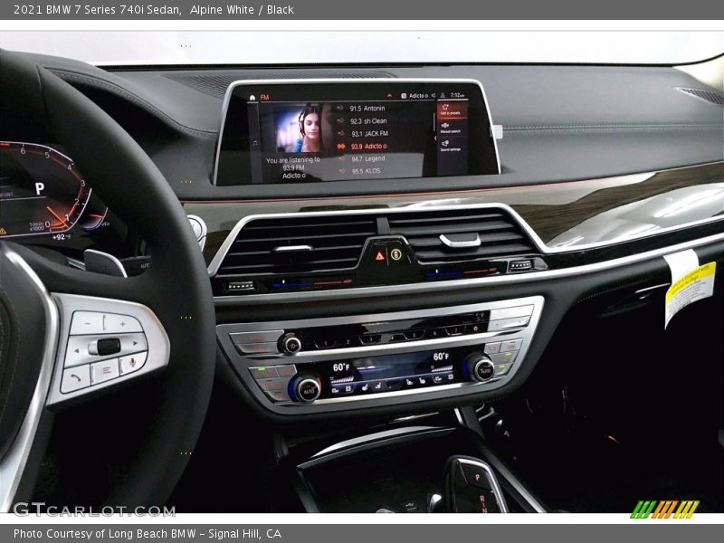 Alpine White / Black 2021 BMW 7 Series 740i Sedan